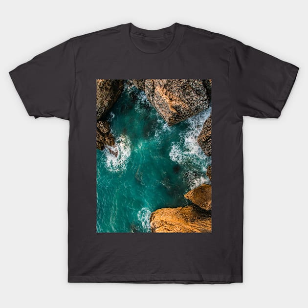 beach T-Shirt by igzine